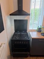 Gasfornuis met elektrische oven en bijbehorende afzuigkap, Witgoed en Apparatuur, Fornuizen, 60 cm of meer, 4 kookzones, Vrijstaand