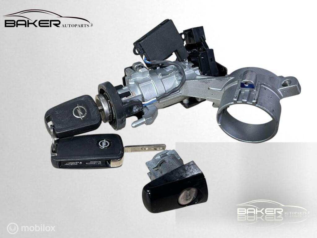 Sloten set Opel ADAM 1.0 Turbo Rocks ('13-'19) 13364322, Gebruikt, Opel, Ophalen of Verzenden, Opel