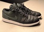 Air Jordan 1 Low 'Black Elephant' maat 44.5 (Zwart), Ophalen of Verzenden, Gedragen, Zwart, Sneakers of Gympen