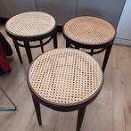Thonet krukje 46cm origineel gemerkt design uit de seventies, Huis en Inrichting, Krukjes, Ophalen, Gebruikt, Hout