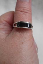 Zilveren vintage ring met onyx maat 19.5 nr.1312