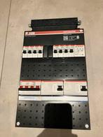 Abb 3 fase meterkast met 8 groepen complete groepenkast, Doe-het-zelf en Verbouw, Elektra en Kabels, Ophalen of Verzenden, Zo goed als nieuw