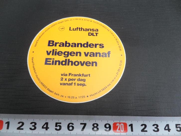 sticker EHV LUFTHANSA DLT Brabanders vliegen vanaf Eindhoven, Verzamelen, Stickers, Zo goed als nieuw, Ophalen