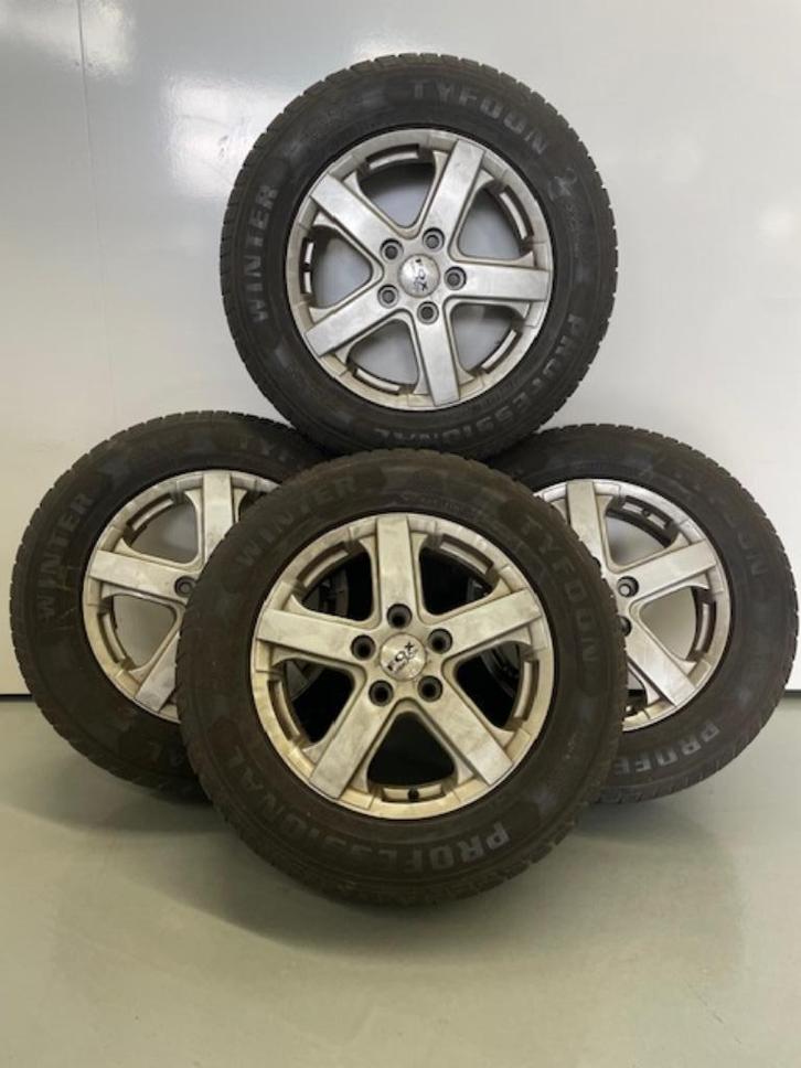Set 52: Velgen + Banden Volkswagen Caddy, Auto-onderdelen, Banden en Velgen, Banden en Velgen, Winterbanden, 16 inch, 215 mm, Bestelwagen