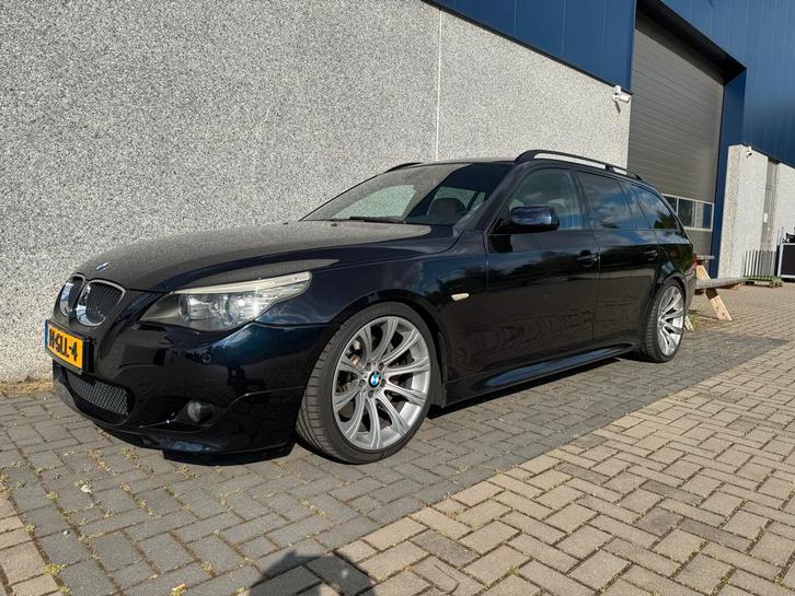 BMW 5-Serie 3.0 530I Touring AUT 2008 Zwart (Motorschade), Auto's, BMW, Particulier, 5-Serie, Benzine, B, Stationwagon, Automaat