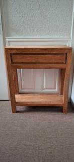 Sidetable halkastje Teakhout, Ophalen, Zo goed als nieuw