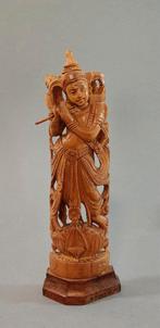 Houtsnijwerk beeldje. Krishna met fluit. Sandelhout, Ophalen of Verzenden