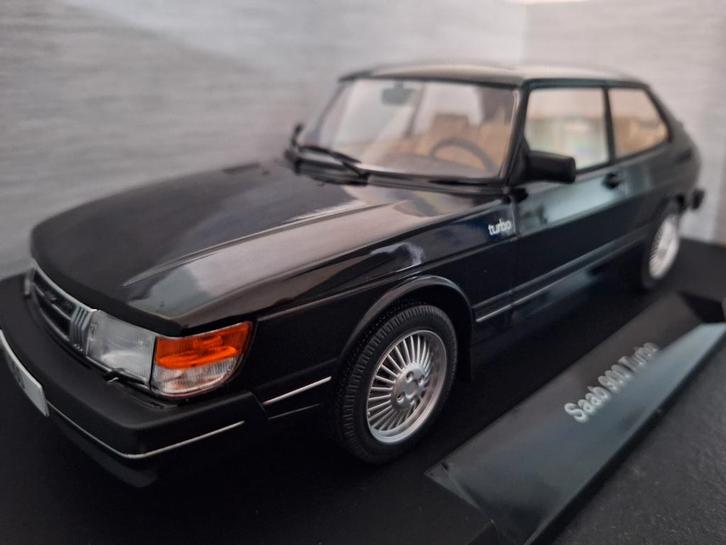 Saab 900 Turbo 1981 Schaal 1:18, Hobby en Vrije tijd, Modelauto's | 1:18, Nieuw, Auto, Overige merken, Ophalen of Verzenden