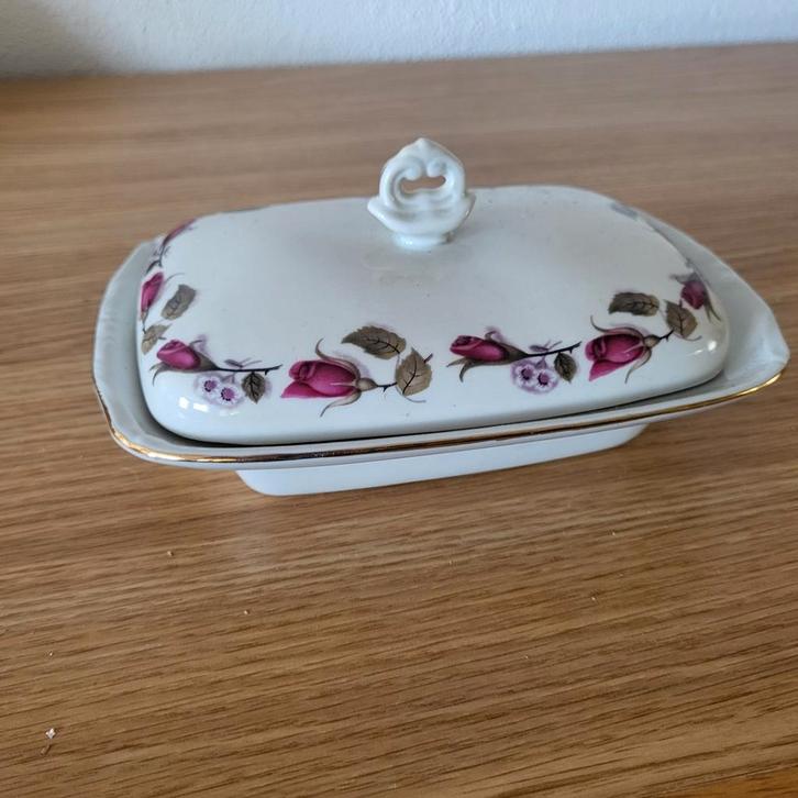 Vintage Porseleinen Botervloot met Roosjes, Antiek en Kunst, Antiek | Keramiek en Aardewerk, Ophalen of Verzenden