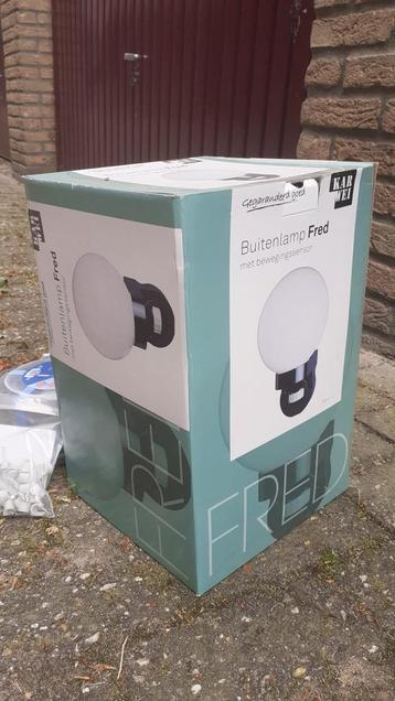 Buitenlamp 'FRED' met bewegingssensor incl 10 mtr kabel  beschikbaar voor biedingen