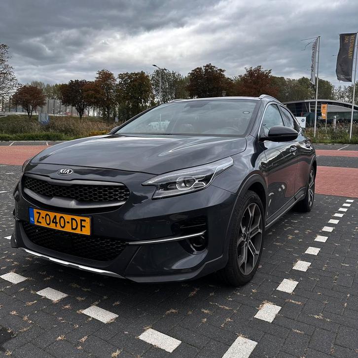 Kia XCeed 1.4 T-gdi 140pk 2021 Grijs Full Options !, Auto's, Kia, Particulier, XCeed, ABS, Achteruitrijcamera, Adaptieve lichten