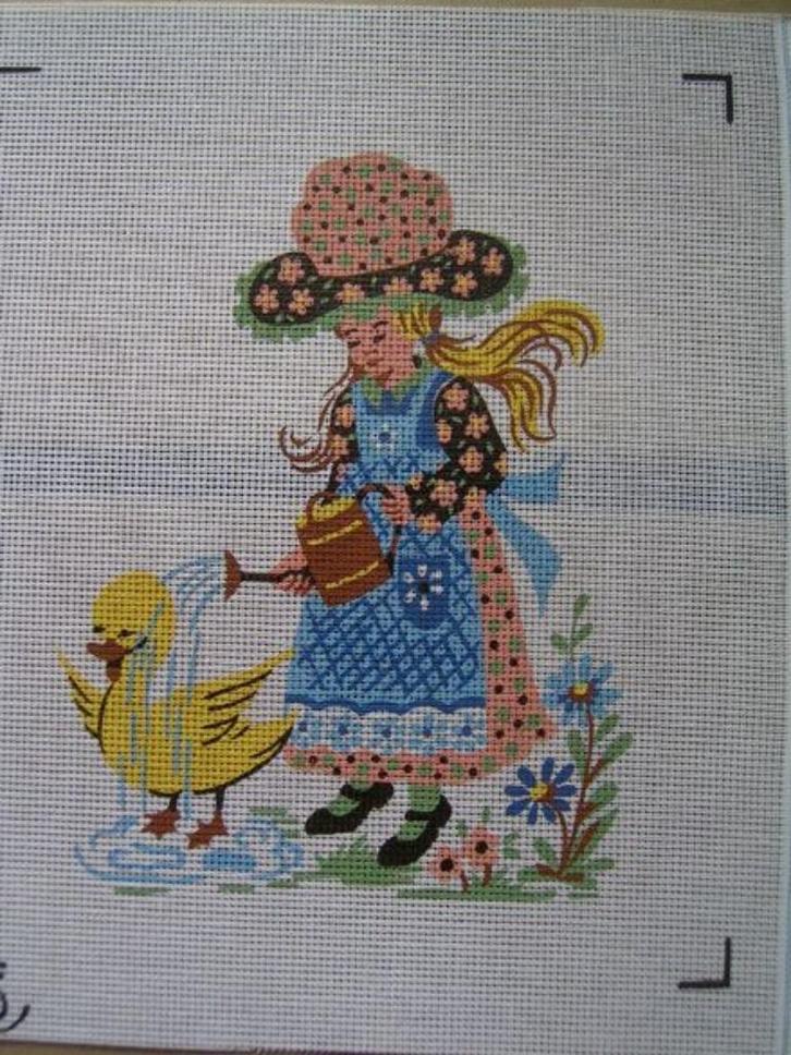 Voorbedrukt NIEUW stramien Meisje met eend. Verkoop ook DMC, Hobby en Vrije tijd, Borduren en Borduurmachines, Nieuw, Onderdeel of Toebehoren