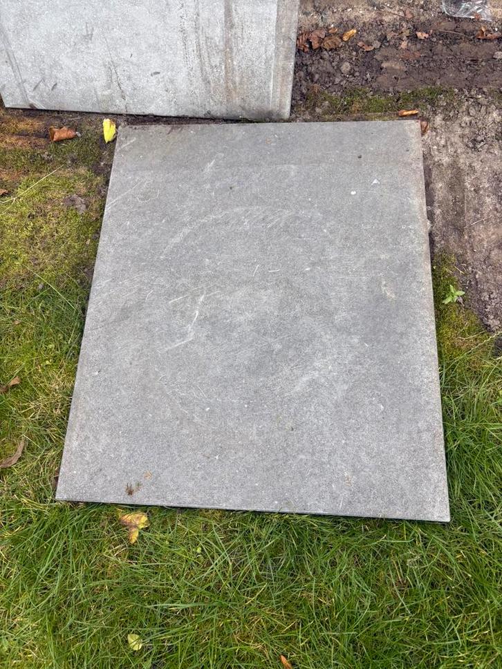 2 belgisch hardsteen, natuursteen tegels/ platen, Tuin en Terras, Tegels en Klinkers, Zo goed als nieuw, Terrastegels, Natuursteen