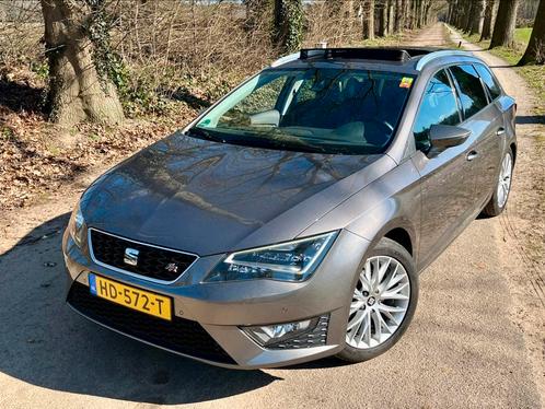 Seat Leon FR 1.4 150pk (Pano DAB+ CarPlay Trekhaak LED), Auto's, Seat, Particulier, Leon, ABS, Achteruitrijcamera, Airbags, Airconditioning