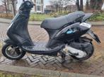 Piaggio Zip 2013, Fietsen en Brommers, Scooters | Piaggio, Ophalen, Gebruikt, Benzine, Zip