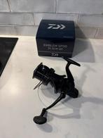 een nieuwe daiwa emblem spod , ook strand en feeder !, Watersport en Boten, Hengelsport | Karpervissen, Ophalen of Verzenden, Nieuw
