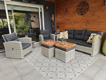Super mooie wicker tuinset loungeset beschikbaar voor biedingen