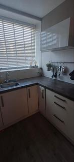 Keuken incl. gasfornuis, oven, afzuigkap, wasbak en kraan, Ophalen, Gebruikt, Wit, Hoekkeuken