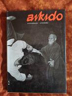 Aikido - Kisshomaru Uyeshiba - Boek, Ophalen of Verzenden, Gelezen, Kisshomaru Uyeshiba, Vechtsport