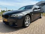 BMW 520I M sport Touring Aut8, Achterwielaandrijving, Zwart, 4 cilinders, 2000 kg
