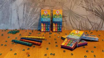 Kleurrijke Krijtjes (set v 4) - traktatie uitdeel cadeautjes beschikbaar voor biedingen