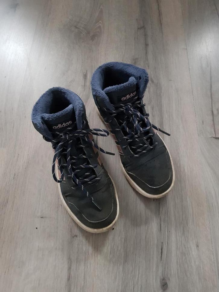 Schoenen Adidas meisje maat 36 2/3 dames, Kinderen en Baby's, Kinderkleding | Schoenen en Sokken, Zo goed als nieuw, Schoenen