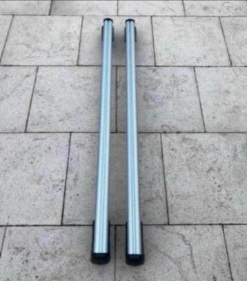 Dakdragerset voor auto's met open/gesloten dakrails i.z.g.s. beschikbaar voor biedingen