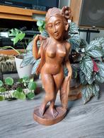 Houten Beeld Vrouw met Doek ca 40cm hoog, Ophalen of Verzenden