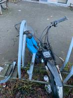 Peugeot Fox 2005 - Nieuwe binnenband nodig, Fietsen en Brommers, Brommeronderdelen | Algemeen, Ophalen of Verzenden, Gebruikt