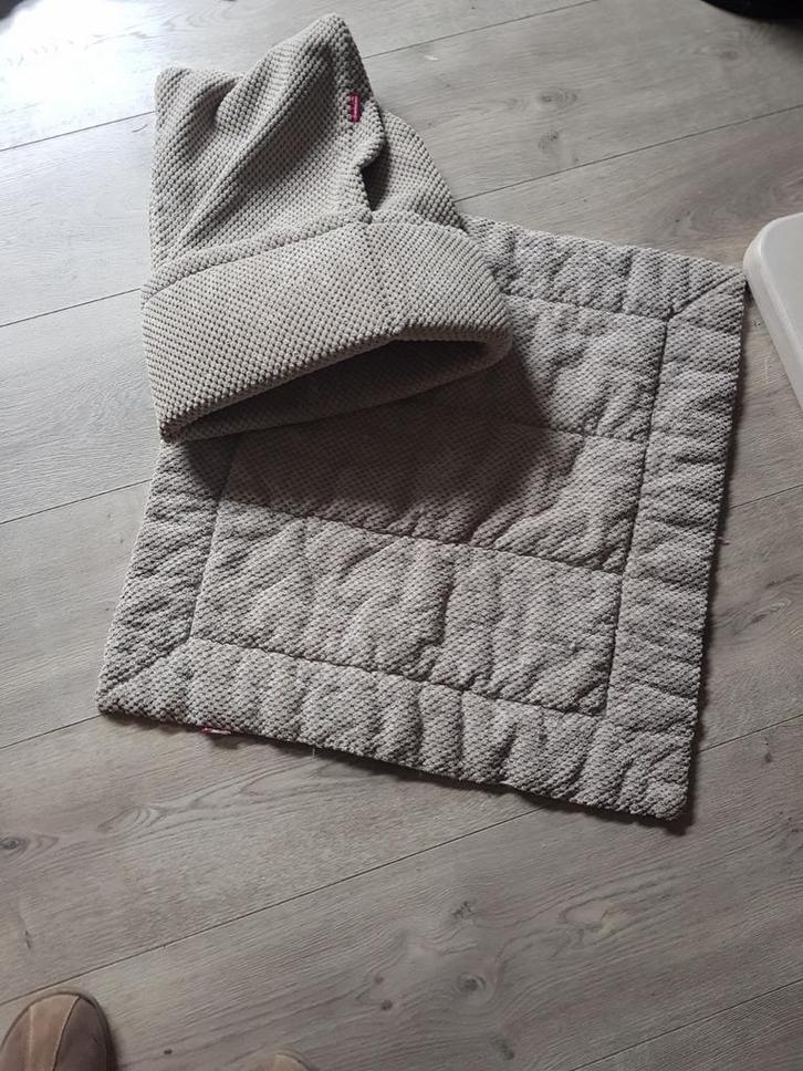 Matje , kruipzak  en mand van drapaki, Dieren en Toebehoren, Katten-accessoires, Zo goed als nieuw, Ophalen of Verzenden