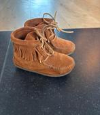 Minnetonka schoenen maat 22 - Zo goed als nieuw, Ophalen of Verzenden, Zo goed als nieuw, Meisje, Schoenen