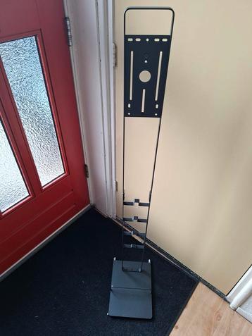 Dyson Stofzuiger Houder - Staand beschikbaar voor biedingen