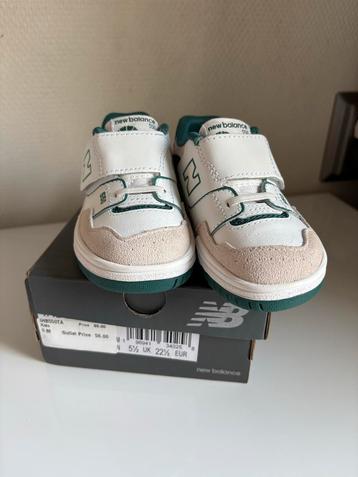 Nieuwe New Balance kinderschoenen maat 22,5 beschikbaar voor biedingen
