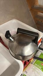 BK fluitketel, Huis en Inrichting, Keuken | Potten en Pannen, Ophalen of Verzenden, Gebruikt, Rvs