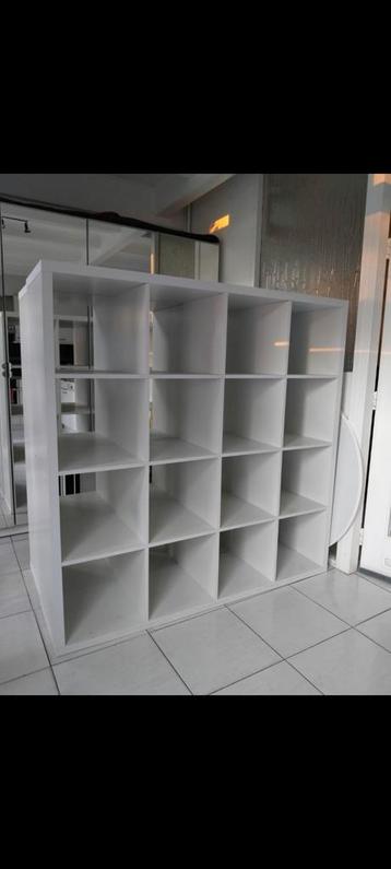 Ikea kallax kasten (€20 pp. Of €30 samen) beschikbaar voor biedingen