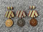 DDR medailles, Ophalen of Verzenden, Landmacht, Duitsland, Lintje, Medaille of Wings