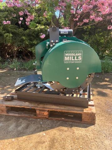 Woodland Mills WG24 stump grinder / stronken frees beschikbaar voor biedingen