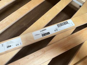 IKEA Neiden bed + Luröy lattenbodem - afbeelding 3