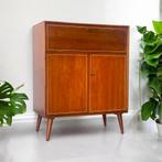 Vintage dressoir | wandkast | klepkast | high board, Huis en Inrichting, Kasten | Dressoirs, Ophalen, Met deur(en), Vintage, Formule meubelen