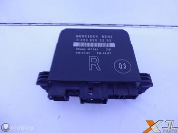 C-KLASSE W203 DEUR MODULE RECHTSACHTER A2038202285 beschikbaar voor biedingen