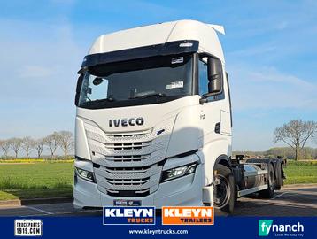 IVECO S-WAY AS260S46 lng int. steeraxle beschikbaar voor biedingen