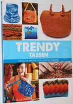 Trendy tassen Jaroslava  Dovcova   107450, Ophalen of Verzenden, Zo goed als nieuw, Breien en Haken