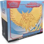 Pokémon Scarlet & Violet Paradox Rift Elite Trainer Box, Ophalen of Verzenden, Nieuw, Overige typen, Foil