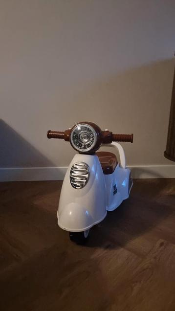 Scooter ( loop scooter )  beschikbaar voor biedingen