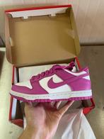 Nike Dunk Active Fuschia Maat 38, Kleding | Dames, Schoenen, Ophalen of Verzenden, Nieuw, Roze, Sneakers of Gympen