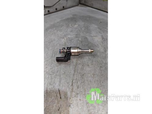 Injector (benzine injectie) van een Volkswagen Golf, Auto-onderdelen, Brandstofsystemen, Volkswagen, Gebruikt, 6 maanden garantie