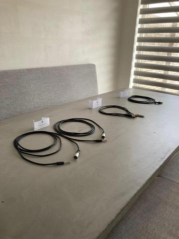 RCA-/Tulp-, Jack-, XLR-kabels (BIEDEN) beschikbaar voor biedingen