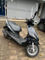 Piaggio Fly bouwjaar 2013, Fietsen en Brommers, Scooters | Piaggio, Ophalen of Verzenden, Zo goed als nieuw, Fly