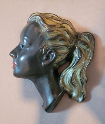 Wandmasker / wanddecoratie / vintage jr.60 / vrouwenhoofd beschikbaar voor biedingen