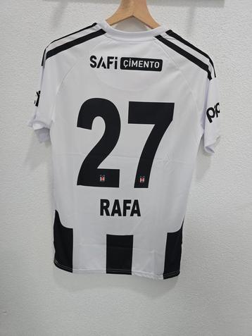 Besiktas Rafa 27 Voetbalshirt beschikbaar voor biedingen